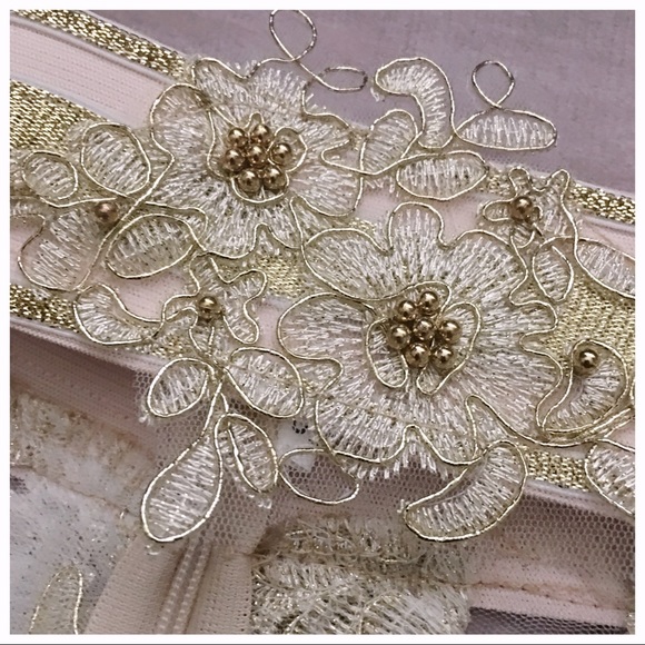 sold♡ ・ ˚ ⁺⭐️ - Picture 7 of 9